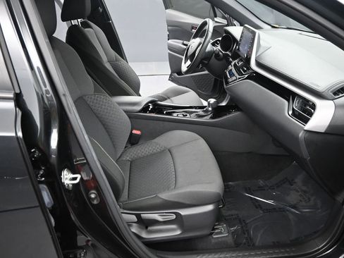 Used 2022 Toyota C-HR Nightshade image 19