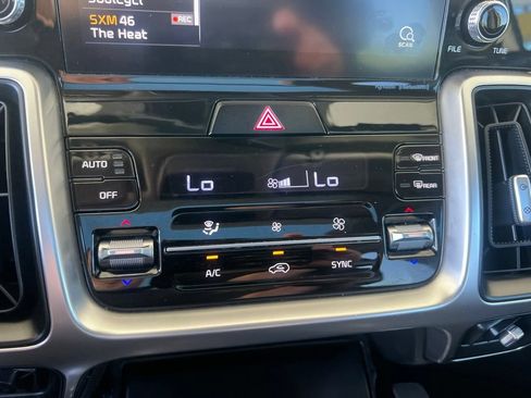 Used 2021 Kia Sorento S w/ Panoramic Sunroof Package AWD/4WD image 56