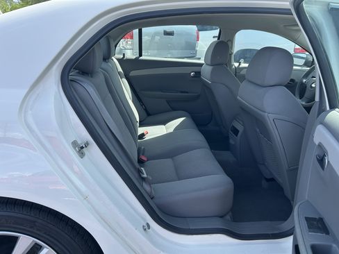 Used 2008 Chevrolet Malibu LS image 16