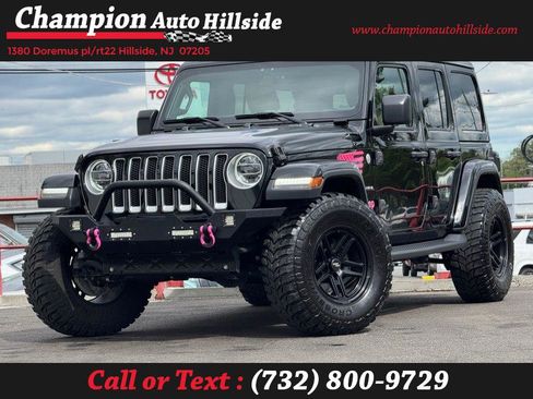 Used 2018 Jeep Wrangler Unlimited Sahara AWD/4WD image 1