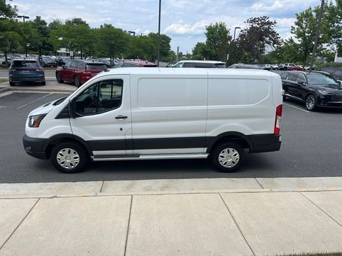 Used 2025 Ford Transit 250 Low Roof w/ Exterior Upgrade Package RWD image 4