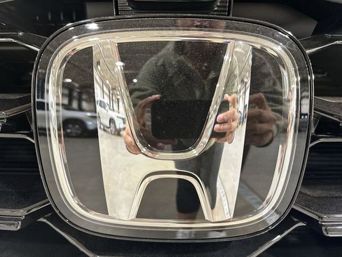 New 2025 Honda Pilot TrailSport image 29