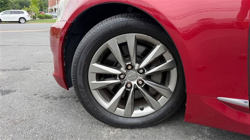 Used 2013 Lexus LS 460 AWD w/ Comfort Pkg image 15