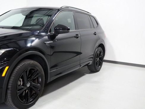 Used 2024 Volkswagen Tiguan SE R-Line FWD image 45