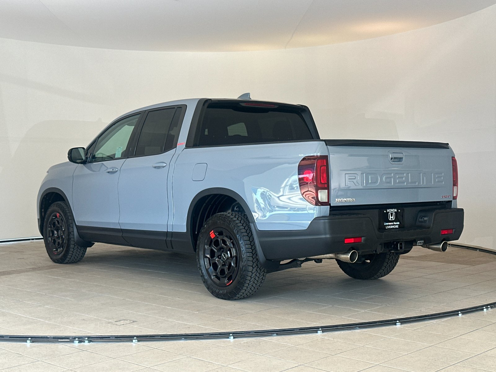 Used 2025 Honda Ridgeline Sport+ image 4