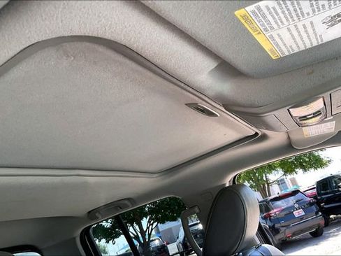 Used 2019 Nissan Frontier SL RWD image 21