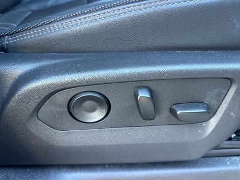 Used 2025 Chevrolet Silverado 1500 High Country w/ Technology Package image 22