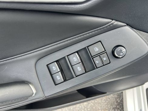 Used 2022 Toyota Avalon XLE w/ Moonroof Package FWD image 15