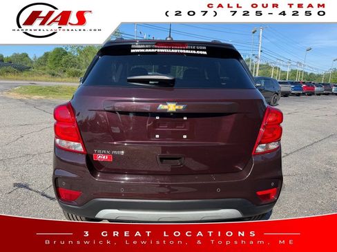 Used 2022 Chevrolet Trax LT w/ Driver Confidence Package AWD/4WD image 5