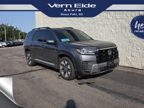 Used 2026 Honda Pilot Elite image 1