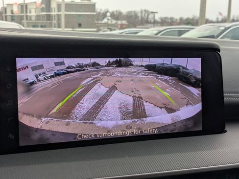 Used 2025 Nissan Murano SV image 17