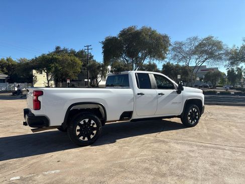Used 2020 Chevrolet Silverado 2500 Custom AWD/4WD image 15