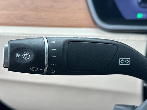 Used 2020 Tesla Model X Long Range image 31