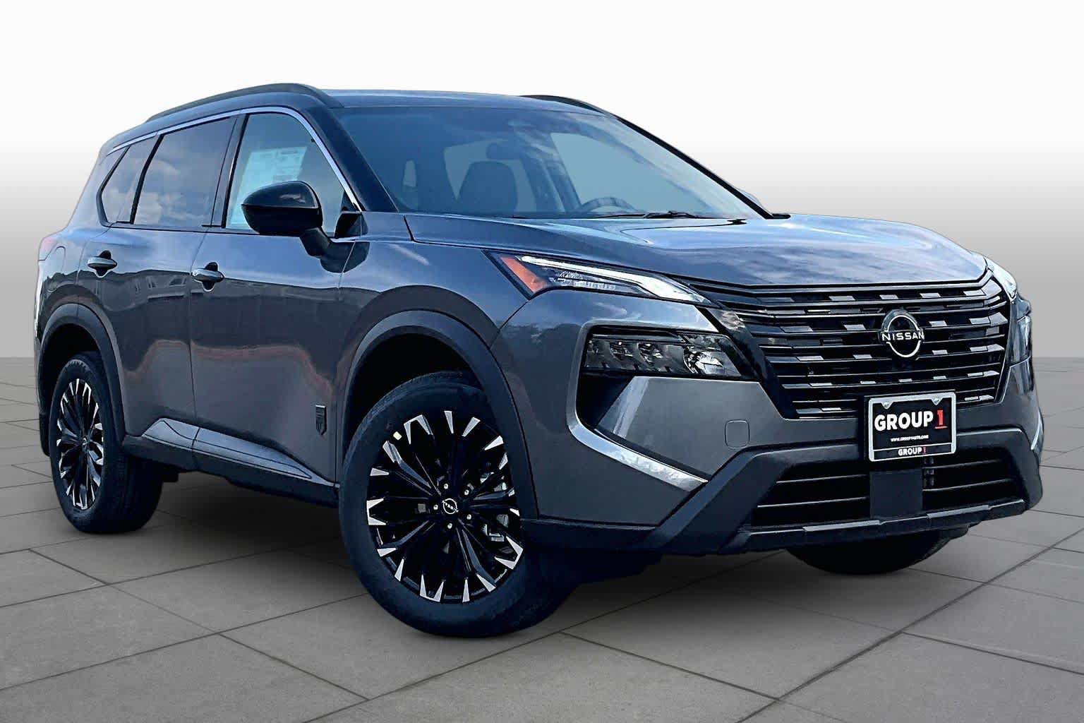 New 2027 Nissan Rogue Dark Armor FWD image 2