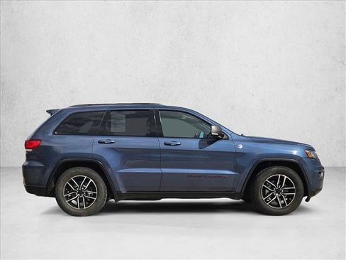 Used 2020 Jeep Grand Cherokee Trailhawk w/ Trailhawk Luxury Group image 4
