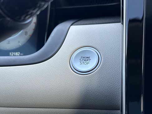 Used 2023 Hyundai Tucson Limited image 14