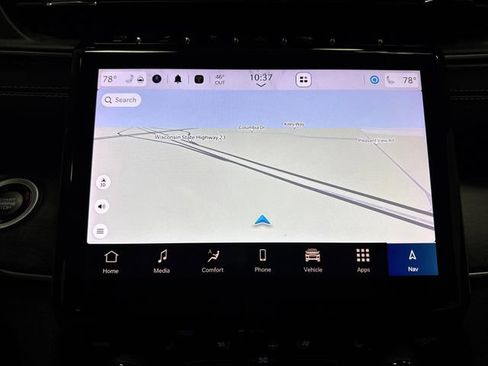 Used 2023 Jeep Grand Cherokee L Limited w/ Luxury Tech Group II image 10