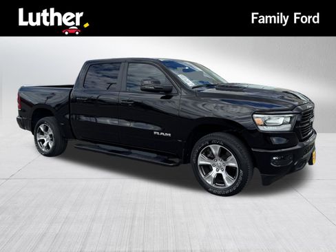 Used 2024 RAM 1500 Laramie AWD/4WD image 1