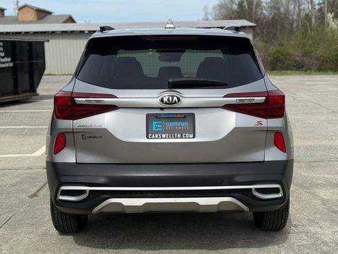 Used 2021 Kia Seltos S FWD image 17