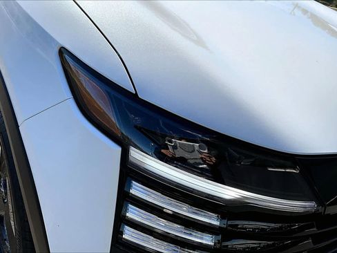 New 2026 Nissan Kicks SR image 13