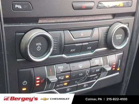 Used 2017 Ford Explorer XLT w/ Equipment Group 202A image 19