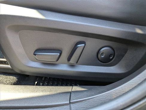 Used 2023 Mitsubishi Outlander SEL AWD/4WD image 15
