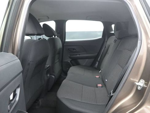 Used 2025 Nissan Kicks S w/ Interior Electronics Package FWD image 11