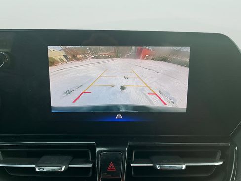 Used 2024 Chevrolet TrailBlazer RS w/ Driver Confidence Package image 27