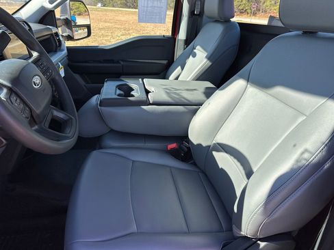 Used 2024 Ford F350 XL w/ XL Chrome Package image 9