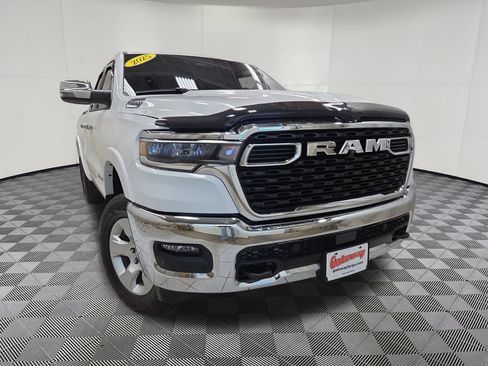 Used 2025 RAM 1500 Big Horn AWD/4WD image 2
