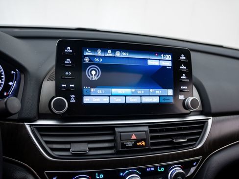 Used 2020 Honda Accord EX-L image 27