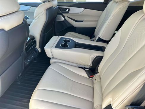 Certified 2025 Acura MDX w/ Technology Package image 6