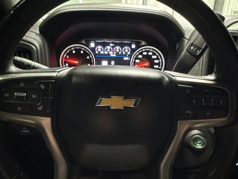Used 2022 Chevrolet Silverado 2500 LTZ w/ Z71 Chrome Sport Edition AWD/4WD image 15