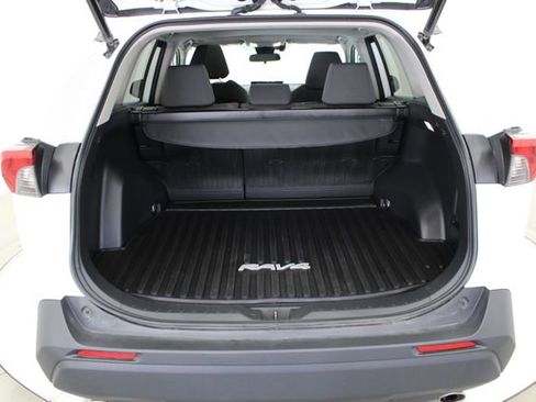 Used 2023 Toyota RAV4 XLE w/ Convenience Package image 43