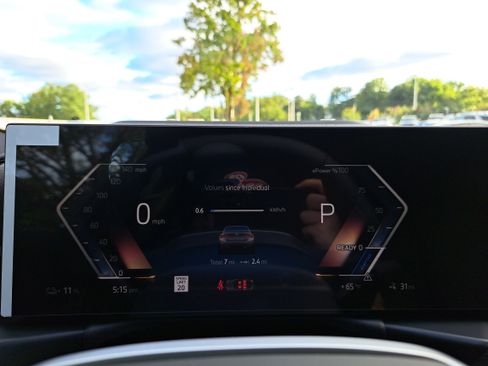 New 2025 BMW i4 eDrive40 w/ Premium Package image 20