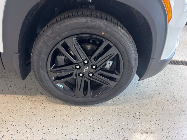 New 2026 Chevrolet TrailBlazer LT w/ Convenience Package AWD/4WD image 8