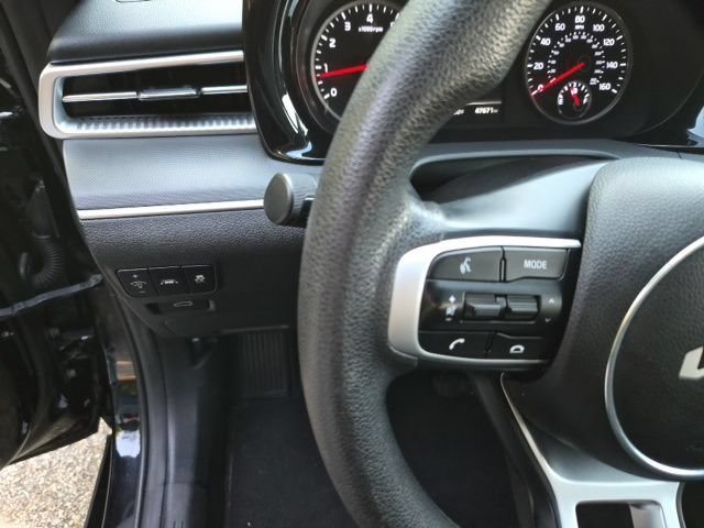 Used 2023 Kia K5 LXS FWD image 19