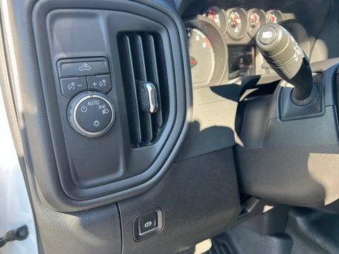Used 2025 Chevrolet Silverado 1500 W/T RWD image 19