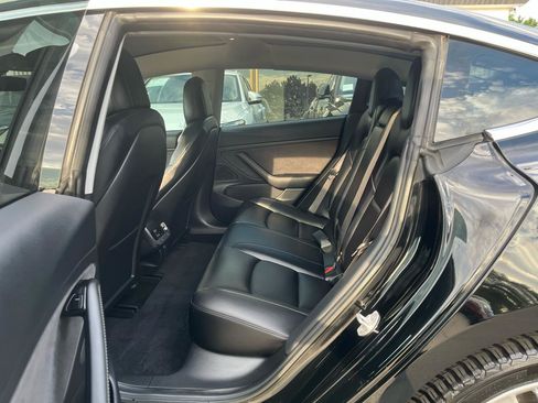 Used 2018 Tesla Model 3 Long Range AWD/4WD image 16