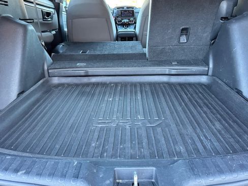 Used 2018 Honda CR-V EX image 16