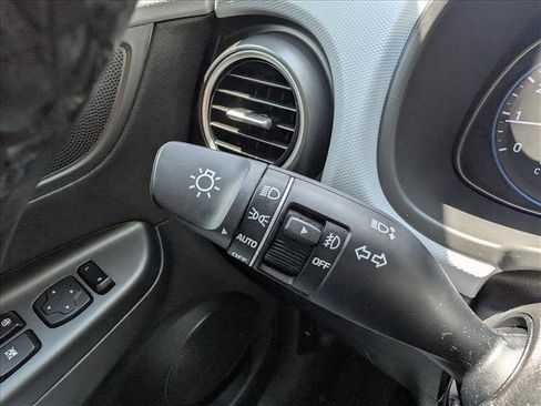 Used 2019 Hyundai Kona Ultimate FWD image 30