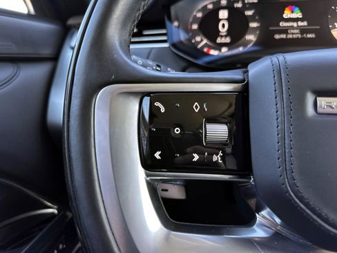 Used 2023 Land Rover Range Rover SE image 30