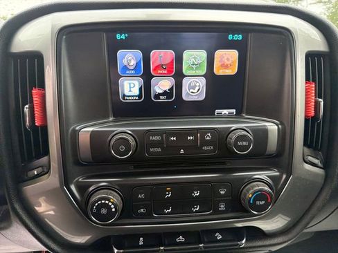 Used 2015 Chevrolet Silverado 1500 LT w/ LT Convenience Package AWD/4WD image 18