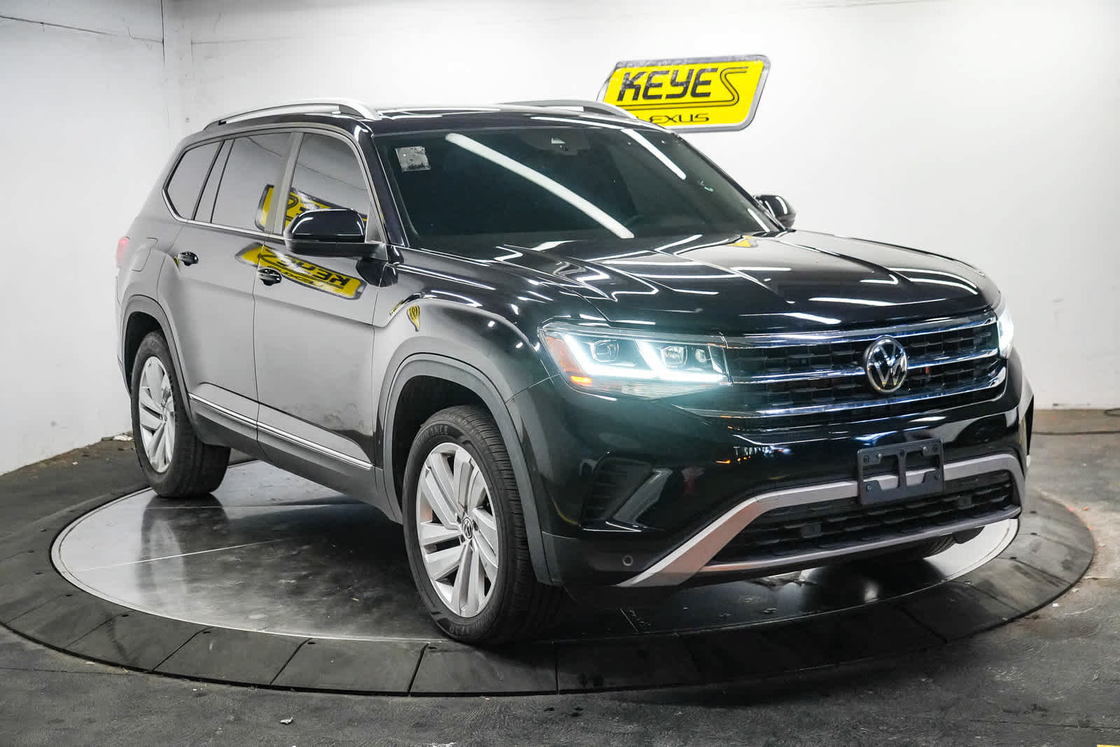 Used 2021 Volkswagen Atlas SEL FWD image 5