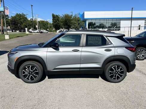 New 2026 Chevrolet TrailBlazer ACTIV w/ Convenience Package AWD/4WD image 2