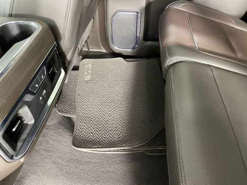 Used 2024 GMC Sierra 1500 Denali w/ Technology Package image 34