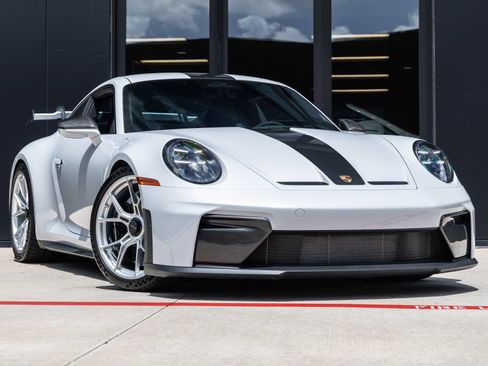 Certified 2026 Porsche 911 GT3 RWD image 6