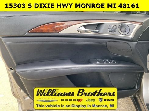 Used 2018 Lincoln MKZ Reserve w/ Climate Package image 12