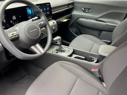 New 2026 Hyundai Kona SE image 10