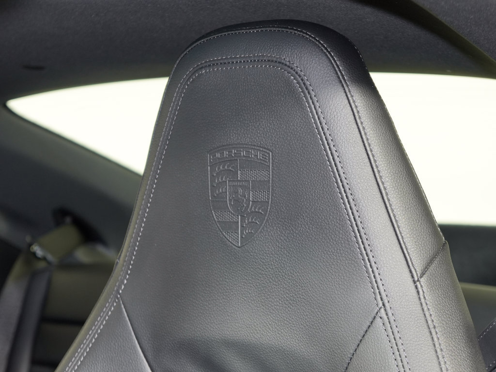 Certified 2025 Porsche 911 Carrera RWD image 25
